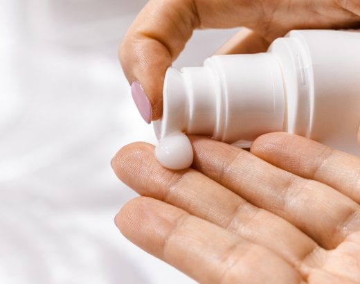 Kosmetyki naturalne do ciała dla kobiet – jak znaleźć właściwe?